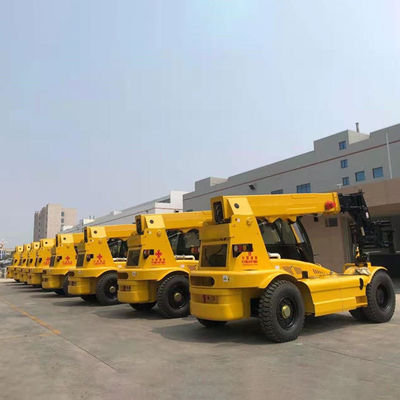 9 operatore telescopico telescopico dell'asta di Telehandler 5ton del carrello elevatore del tester