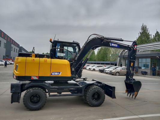 Il meccanico Wheel Type Excavator della Cina con attacca per legno o erba