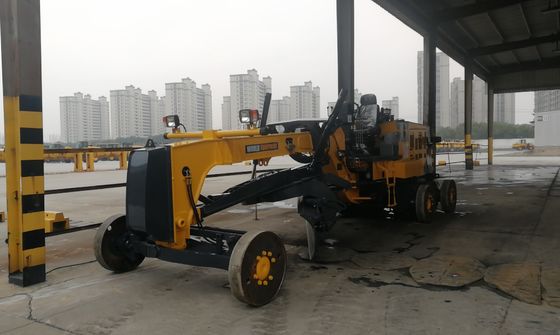Selezionatore del motore di Cummins 6BT5.9 con il livellamento del terreno coltivabile di lunghezza 135HP della lama di 3658mm
