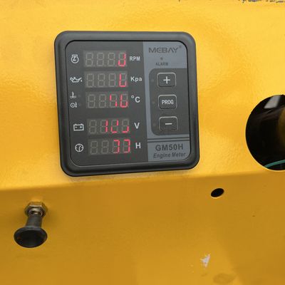 Trattore agricolo WEA08H per le piantagioni di olio di palma del Perù con volante anteriore